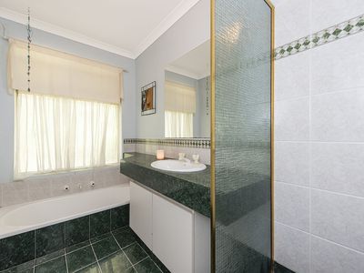 30 Indigo Circle, Warnbro