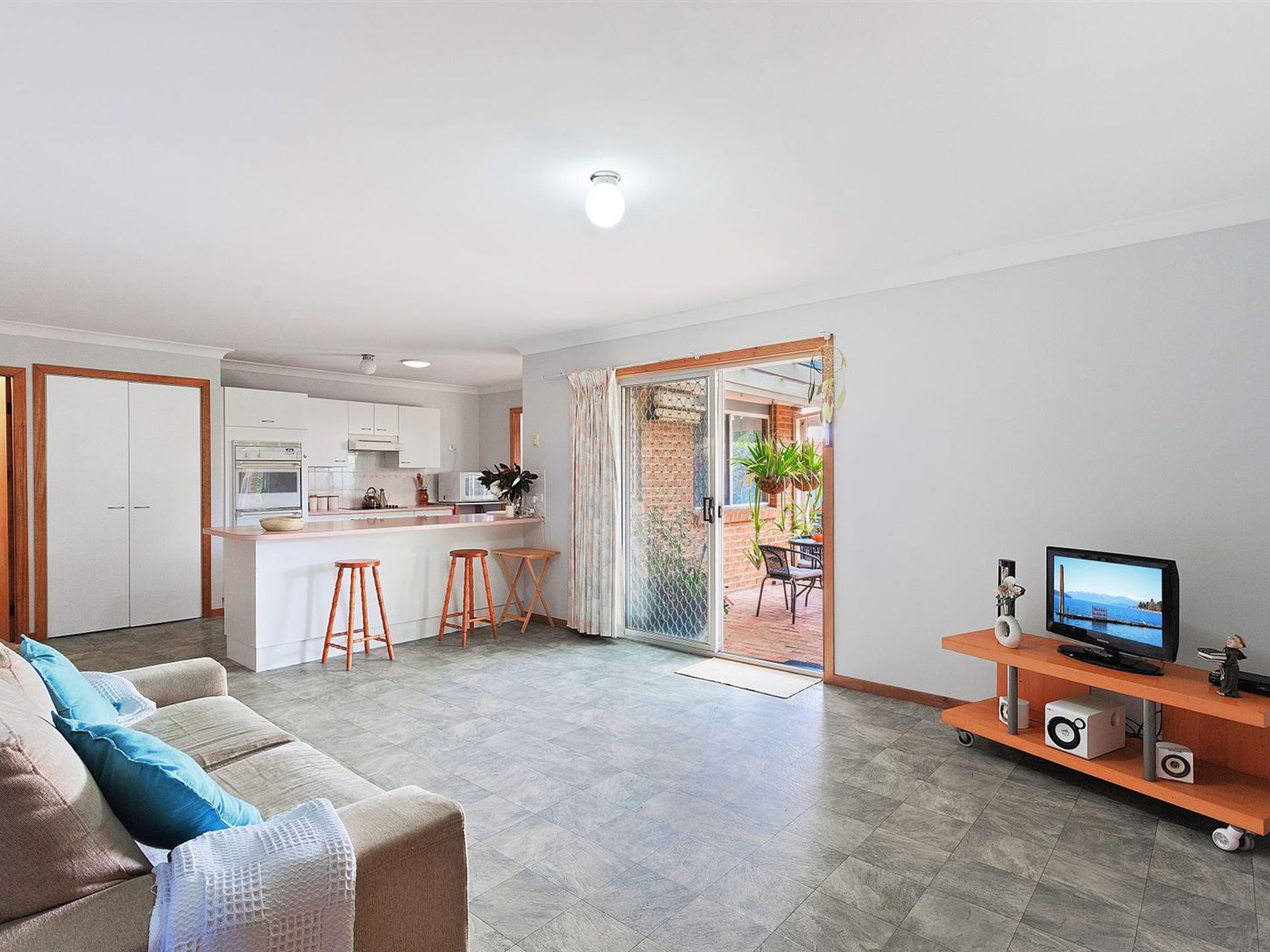 28 Leigh Crescent, Ulladulla