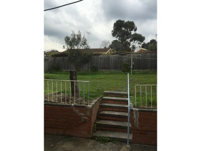 32 Blackburn Road, Doncaster East