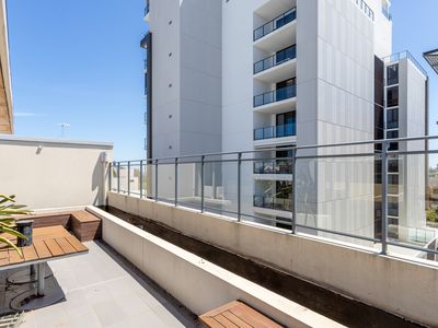 1 / 18 Wellington Street, East Perth