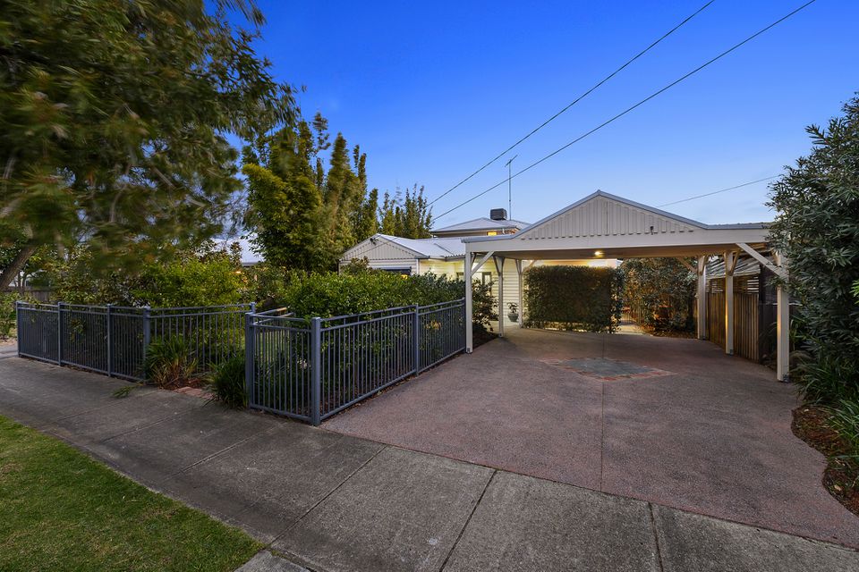 48 CLARKE AVENUE, Belmont