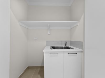 12 Huey Circuit, Cranbourne