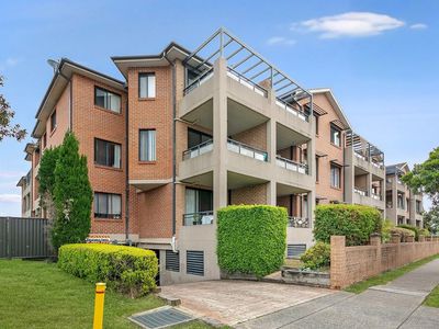 4 / 10-12 Wingello Street, Guildford