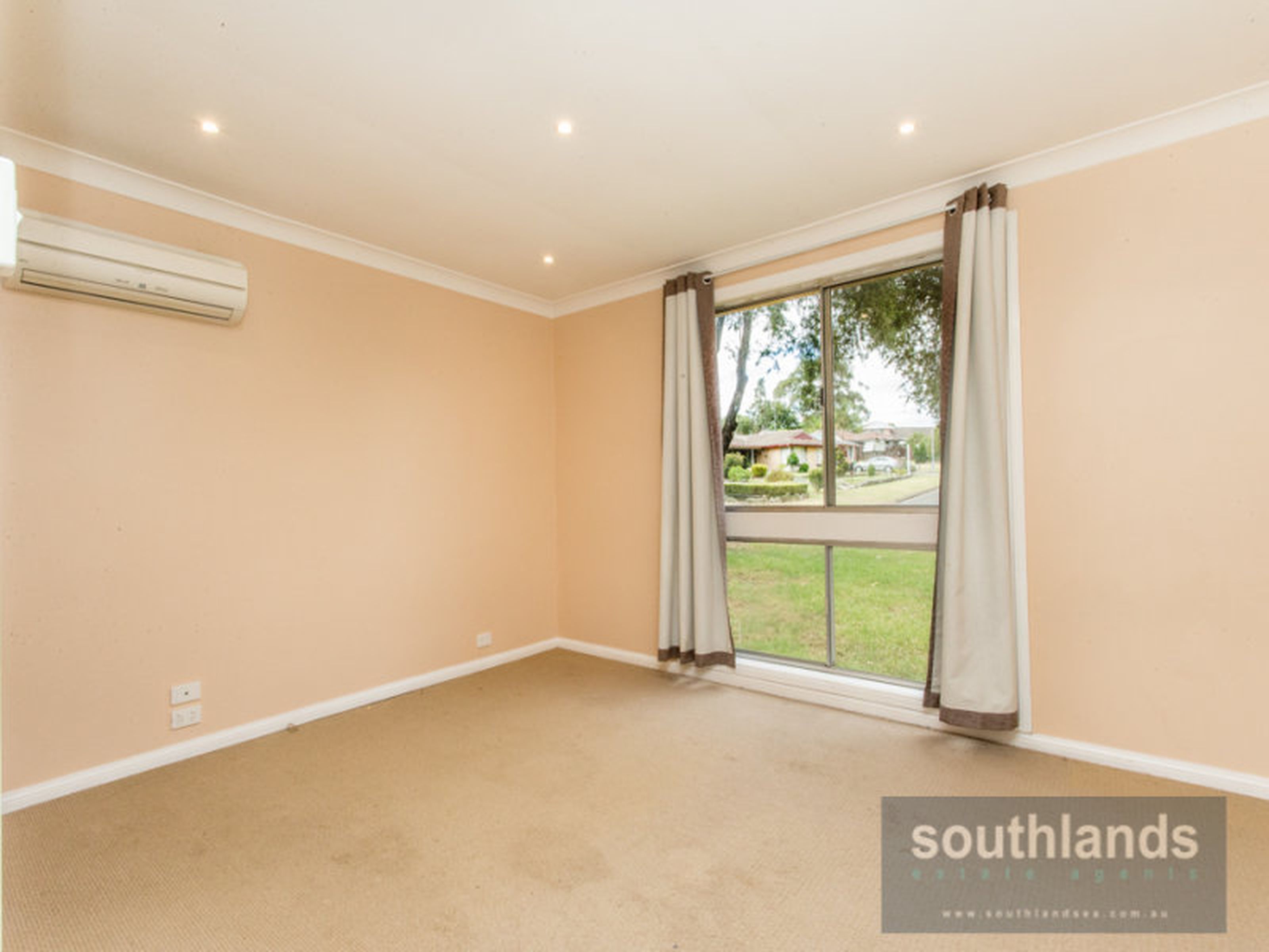 9 Lowanna Drive, SOUTH PENRITH