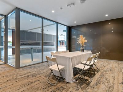 802 / 9 Tully Road, East Perth