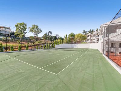 5 / 8-14 Munro Terrace, Mooroobool