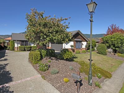 123 Aldinga Avenue, Stoke