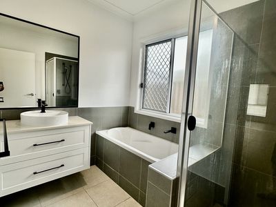 2 Highfield St, Bundamba
