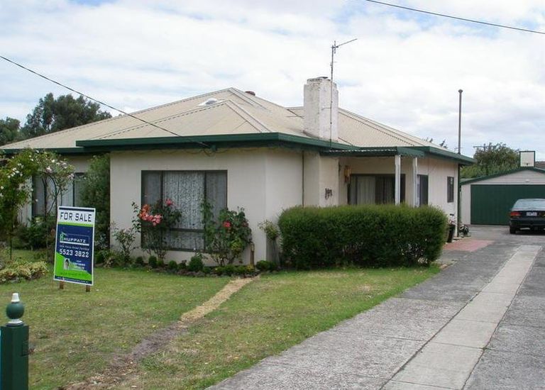 29 Bade Av, Portland