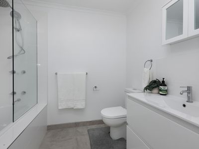 1 Bird Court, Williamstown