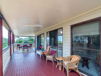 38 KARRASCHS ROAD, Dundowran