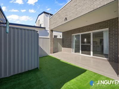 16 Cathcart Street, Fairfield