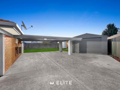 2 Debra Court, Berwick