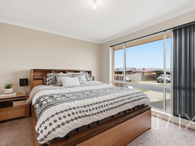 25 Collis Court, Brighton