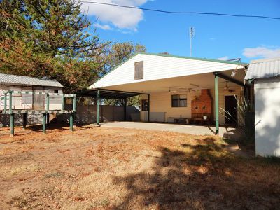 14-16 Dampier Street, Wakool