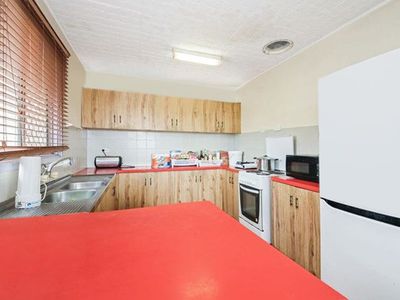 2 Wagtail St, Inala