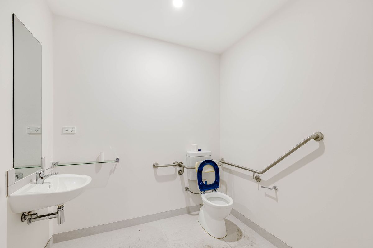 28 Moonah Circuit, Brooklyn