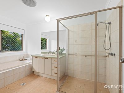 16 Toorak Place, Forest Lake