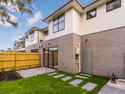 2 / 42 Woodbine Grove, Chelsea