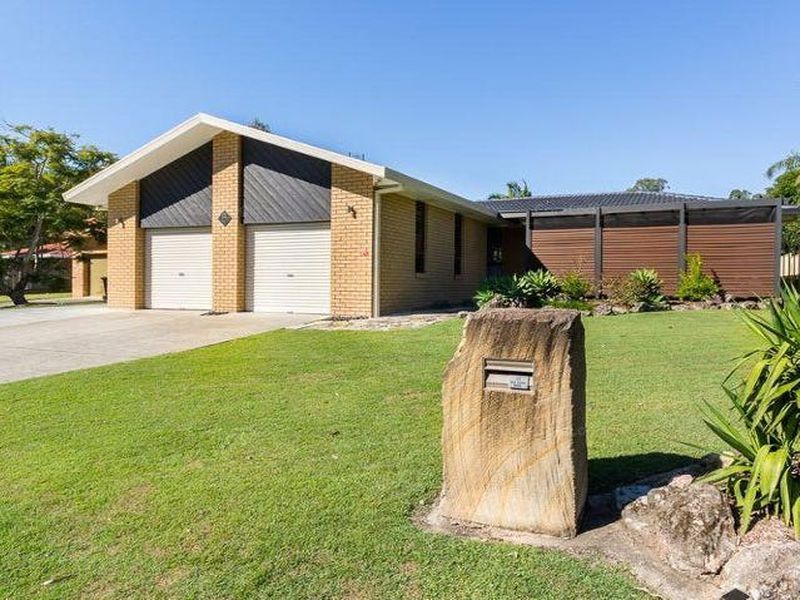5 Midvale Place, Helensvale