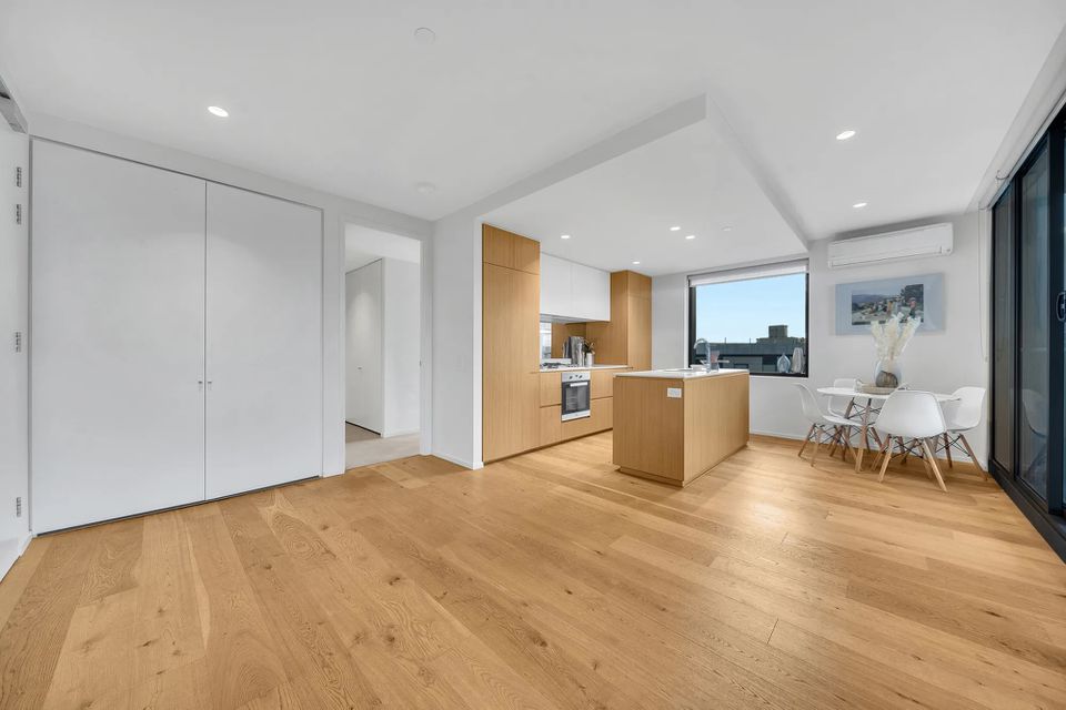 704 / 8C Evergreen Mews, Armadale