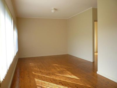 72 Carroll Aveune, Mollymook