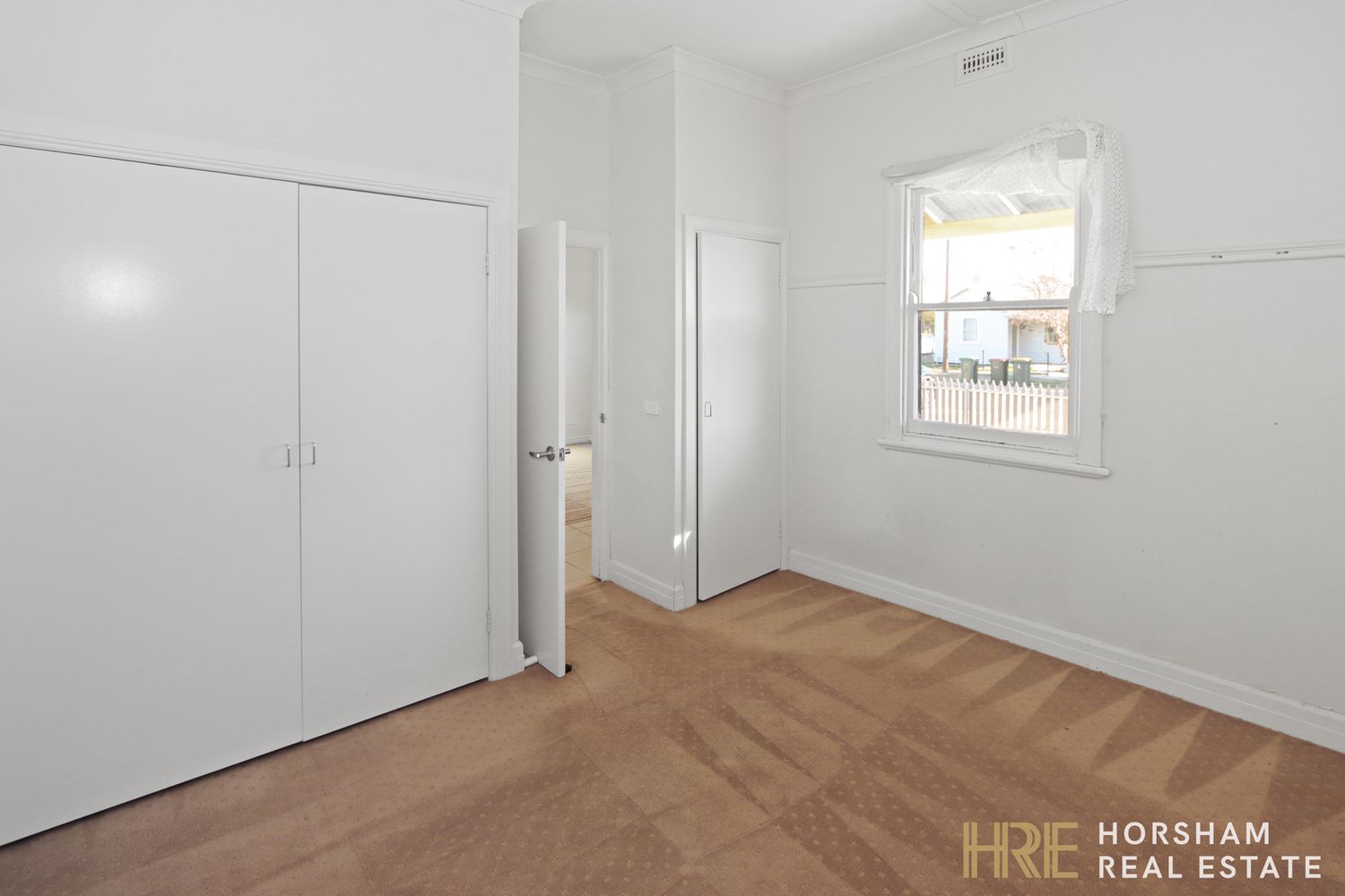 1 Don Street, Horsham