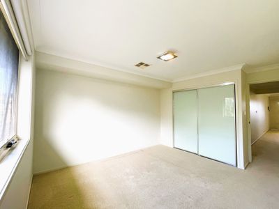 63 Avondale Way, Eastwood