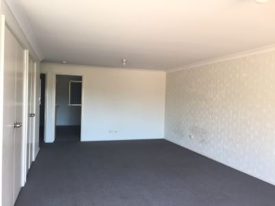 1 / 122A Tongarra Road, Albion Park