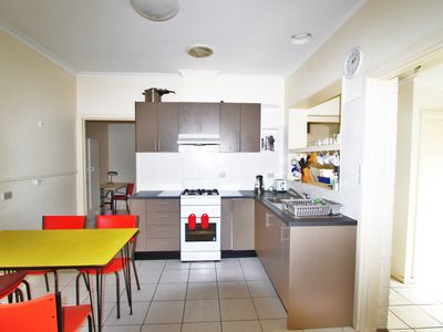 1 / 1 Flora Road, Clayton