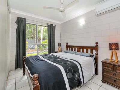 12 Port Mar St, Moulden