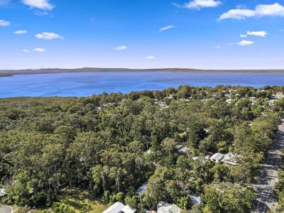 5 Rainforest Court, Boreen Point