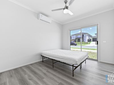 2 Salvia Way, Clyde North