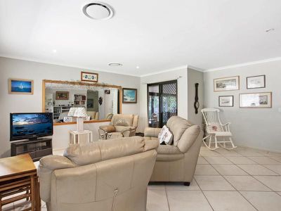 31 Tinaroo Place, Tewantin