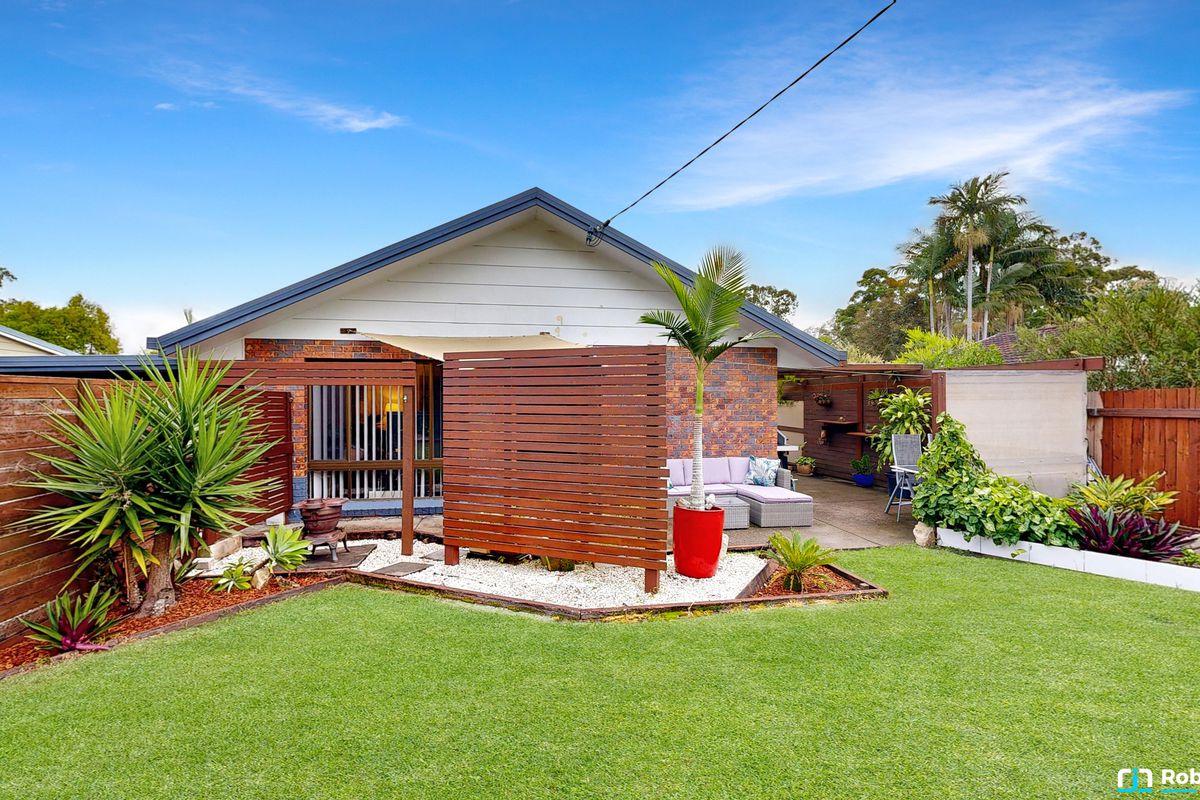 11 Pine Avenue, Tewantin