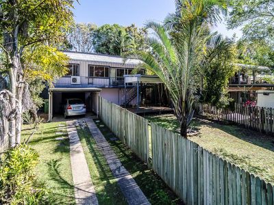 8 Pines Avenue, Cooroibah