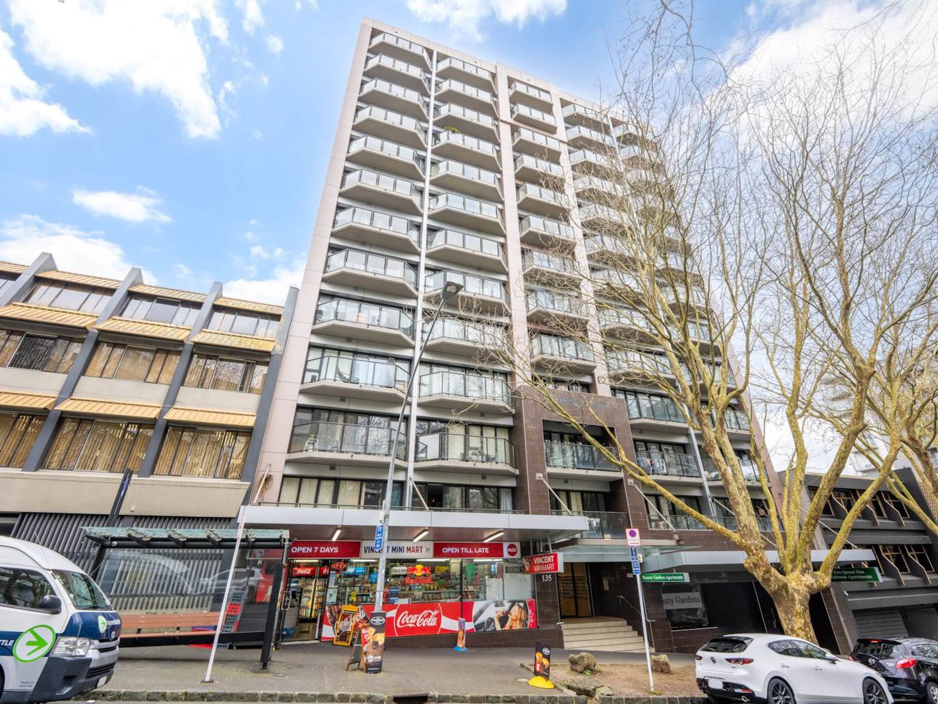 306 / 135 Vincent Street, City Centre