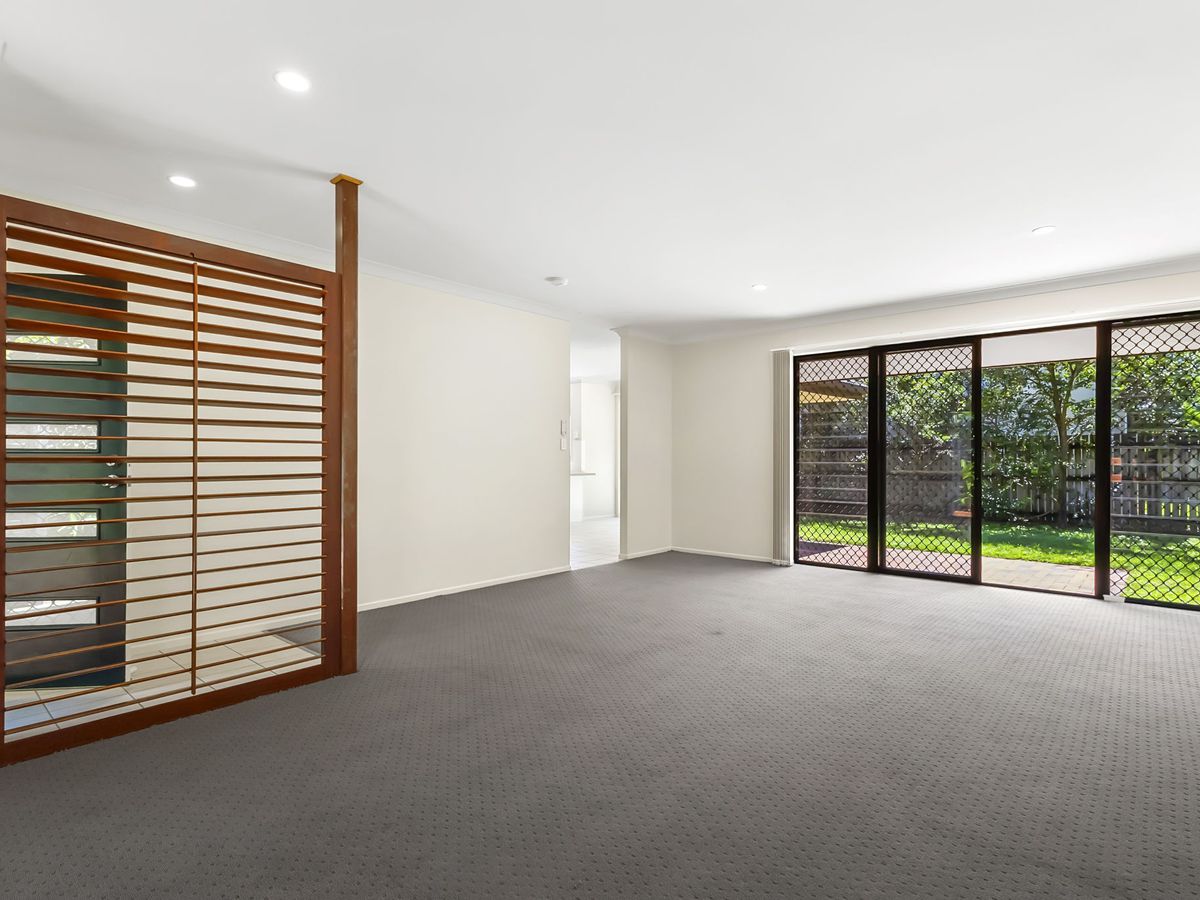 4 Harts Road, Indooroopilly