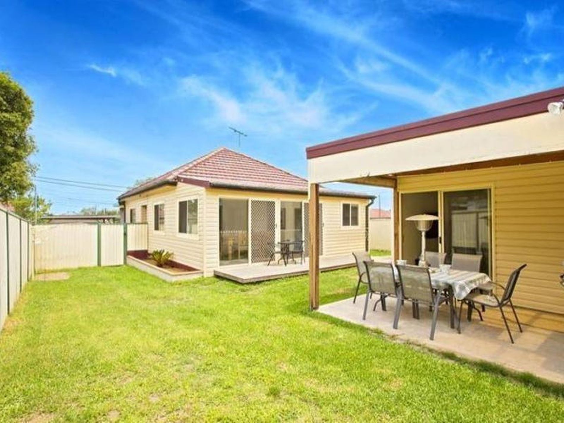 18 Endeavour Road, Georges Hall