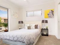 2 / 39 Jane Street, West End