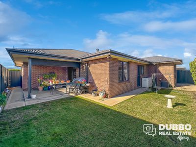 15 Bayou Avenue, Dubbo
