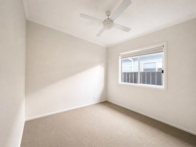 37b Lancing Avenue, Sussex Inlet