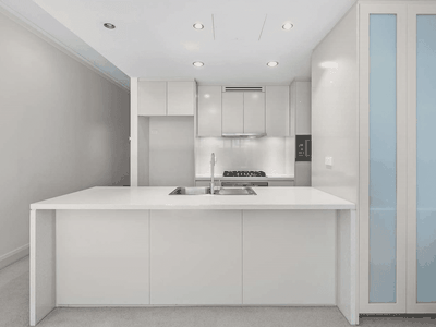 302 / 2 Timbrol Avenue, Rhodes