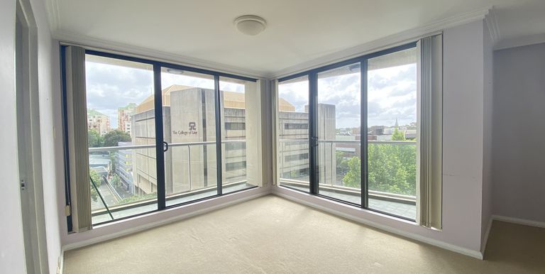 312 / 1 Sergeants Lane, St Leonards