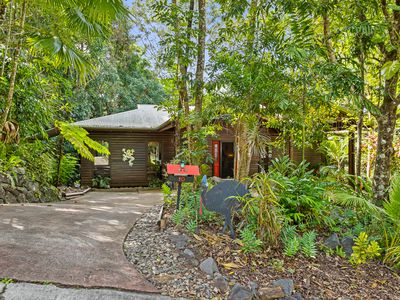 10 Cycas Close, Kamerunga
