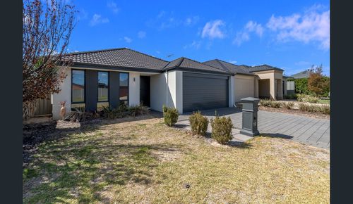 10 Cornforth Way, Piara Waters