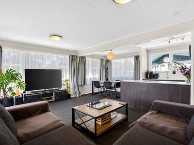 1/55B Springs Road, Parakai, Helensville