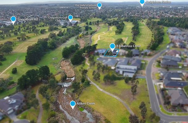 8 Albatross Close, Craigieburn