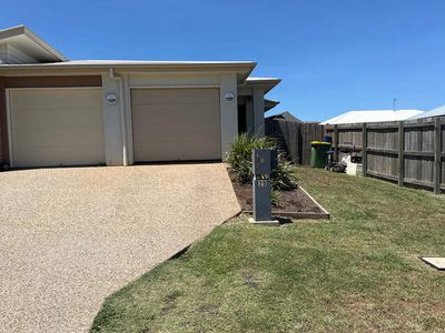 2 / 25 Myrtleford Crescent, Cambooya