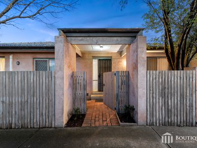 2 / 11 Adelaide Street, Dandenong